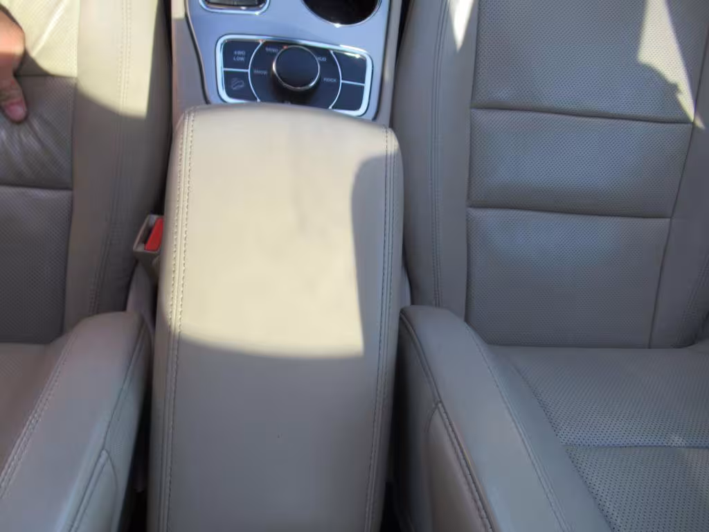 2018 Jeep Grand Cherokee - 1C4RJFBG5JC304068 - Image #18