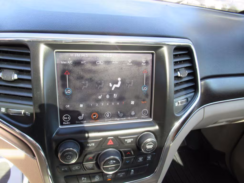 2018 Jeep Grand Cherokee - 1C4RJFBG5JC304068 - Image #21