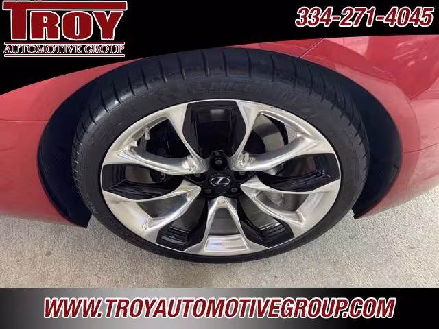 2018 Lexus LC 500 - JTHHP5AY2JA005534 - Image #17