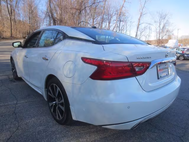 2018 Nissan Maxima - 1N4AA6AP5JC404532 - Image #4