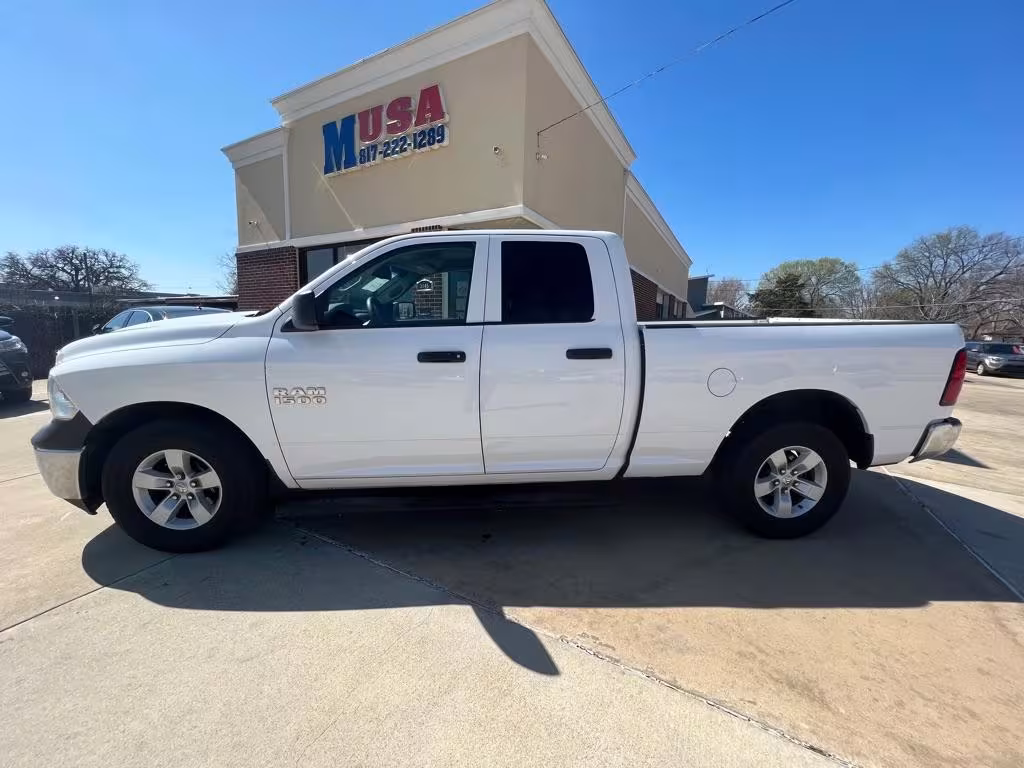 2018 Ram 1500 - 1C6RR6FG0JS324762 - Image #1