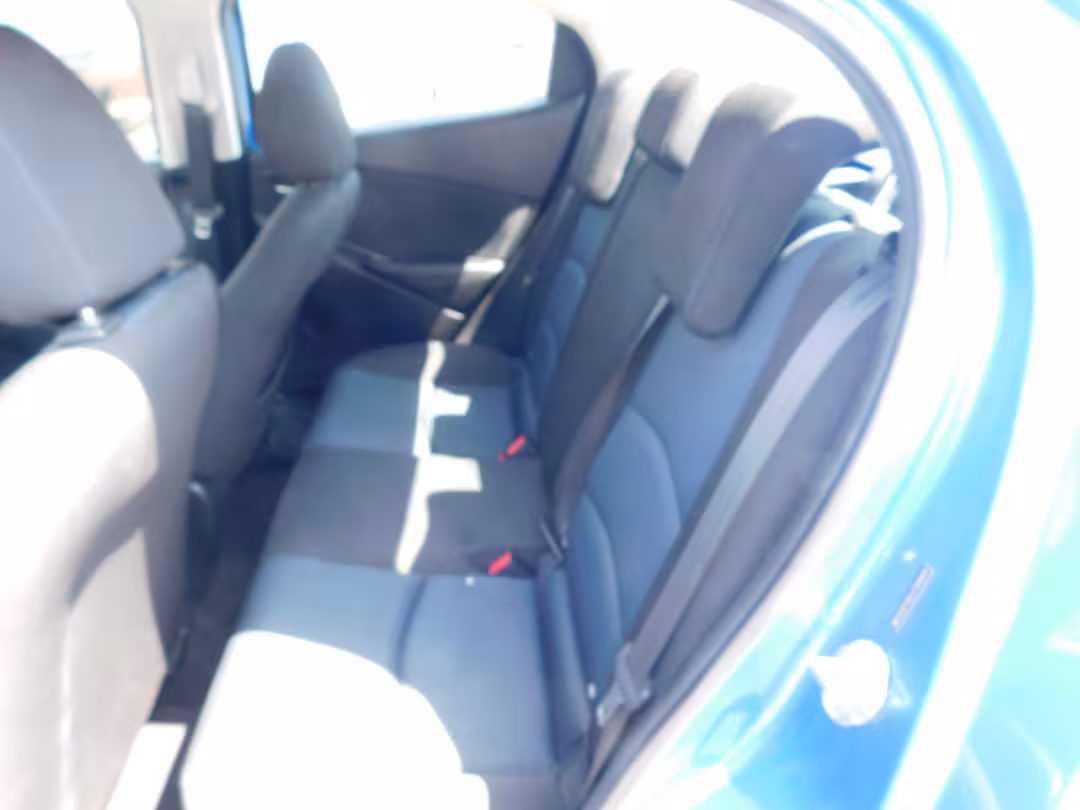 2018 Toyota Yaris iA - 3MYDLBYV0JY328404 - Image #7