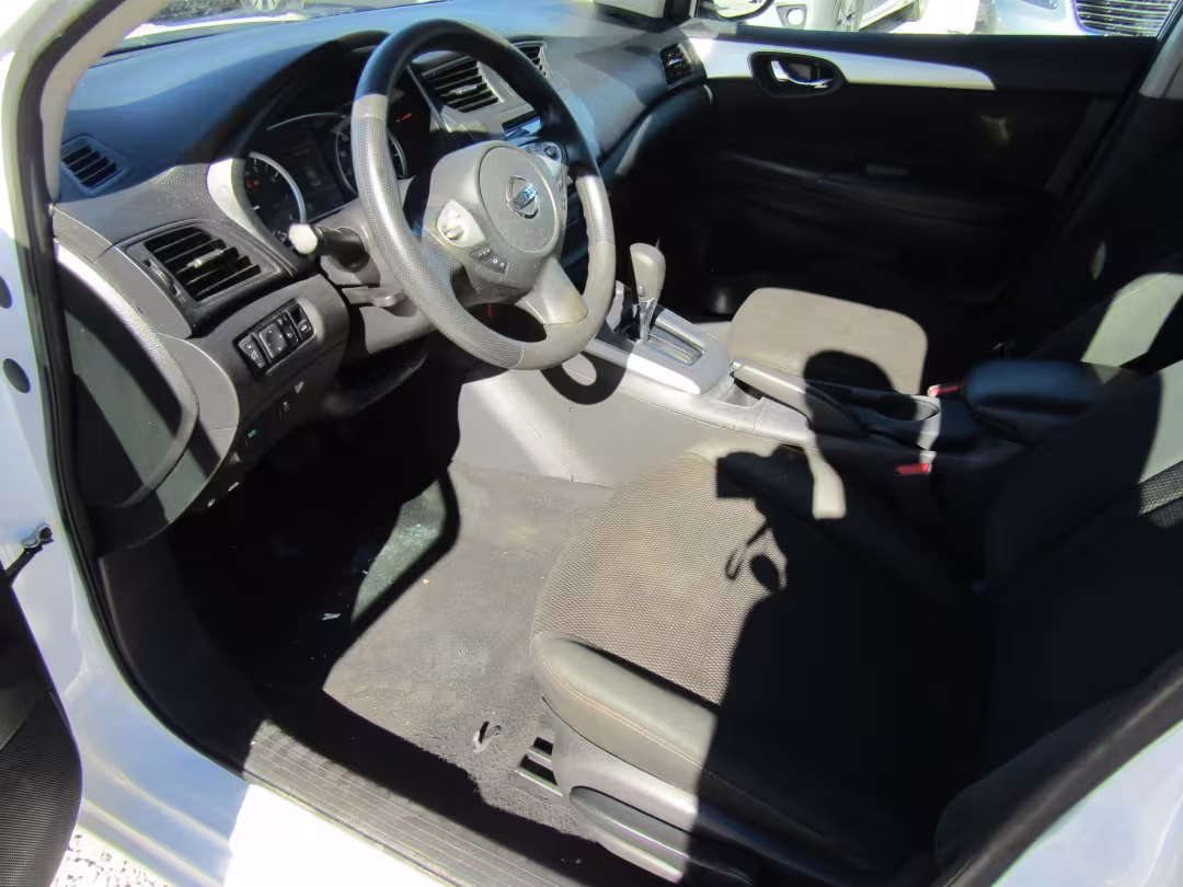 2019 Nissan Sentra - 3N1AB7AP2KY446942 - Image #2