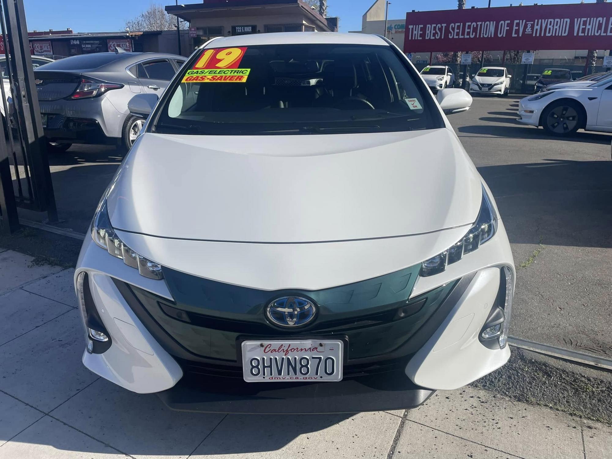 2019 Toyota Prius Prime - JTDKARFP7K3108728 - Image #3