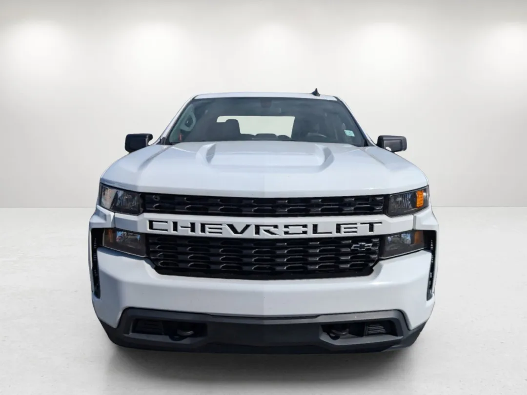 2020 Chevrolet Silverado 1500 - 1GCPWBEH6LZ269515 - Image #2