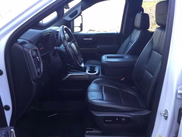 2020 Chevrolet Silverado 3500HD - 1GC4YVEY0LF231892 - Image #3
