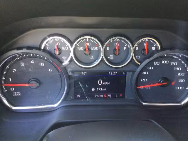 2021 Chevrolet Suburban - 1GNSKDKD0MR466529 - Image #22