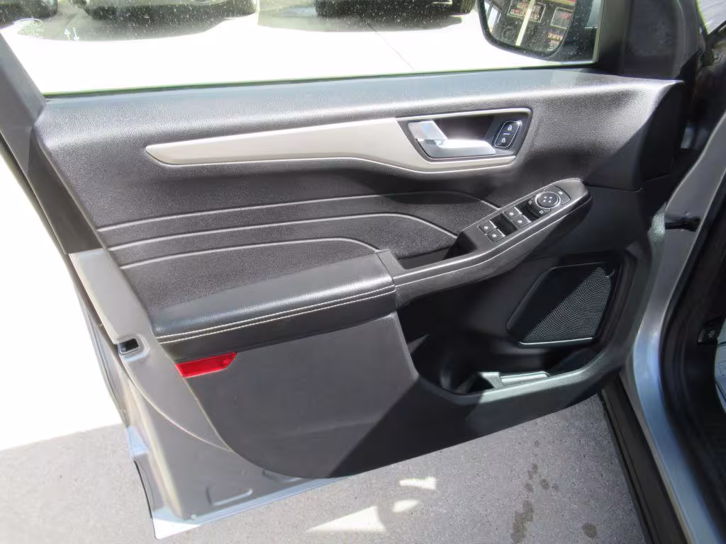 2021 Ford Escape - 1FMCU9G63MUA57965 - Image #9