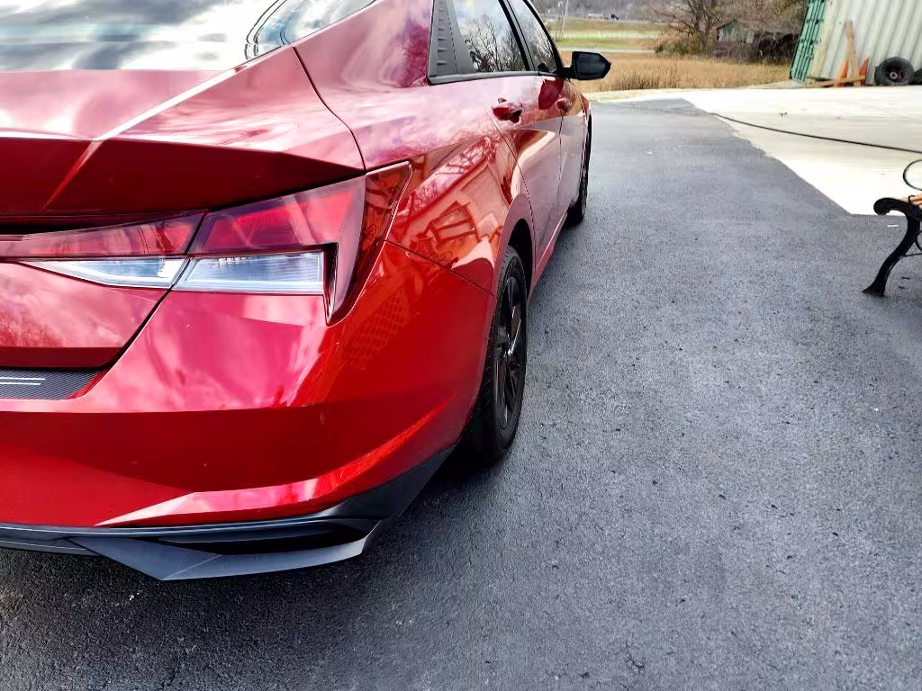 2021 Hyundai Elantra - KMHLM4AG4MU118163 - Image #5