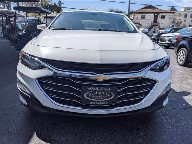2022 Chevrolet Malibu - 1G1ZD5STXNF177281 - Image #3