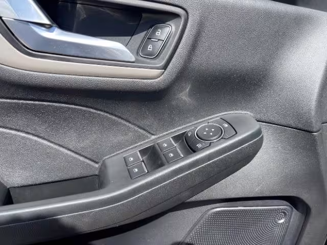 2022 Ford Escape Hybrid - 1FMCU9CZ6NUA14464 - Image #22