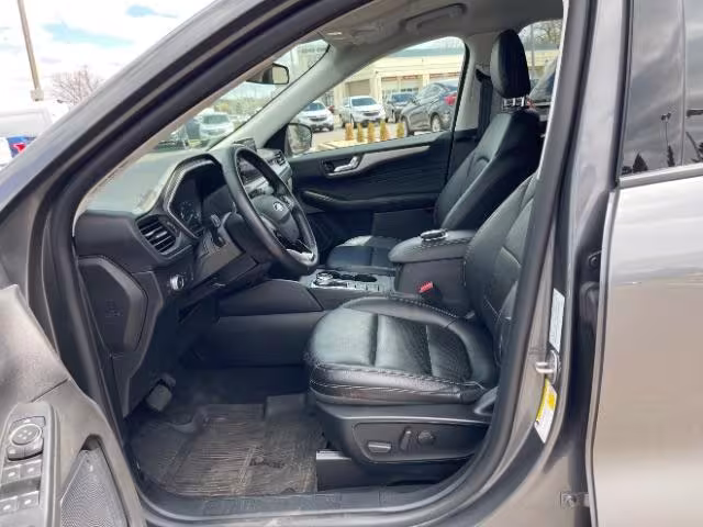 2022 Ford Escape Hybrid - 1FMCU9CZ6NUA14464 - Image #25