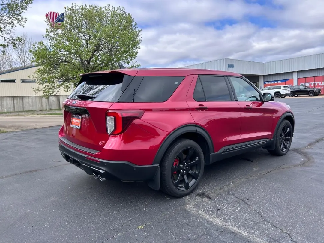 2022 Ford Explorer - 1FM5K8GC1NGA84841 - Image #2