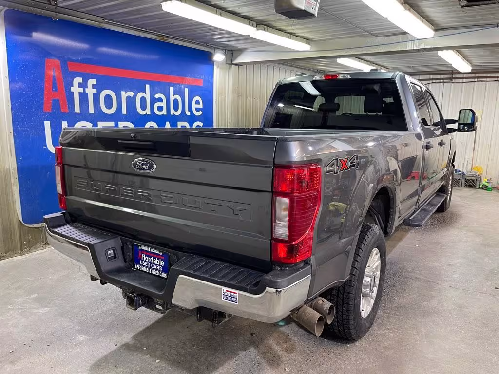 2022 Ford F-250 SD - 1FT7W2BT8NEF85971 - Image #2