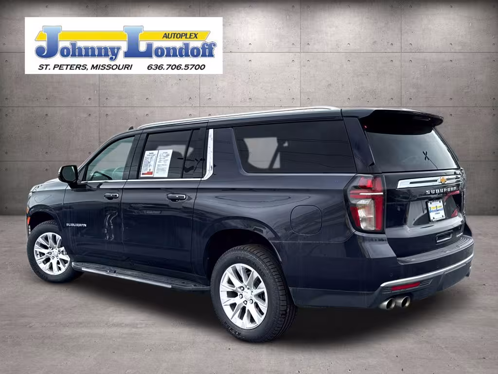 2023 Chevrolet Suburban - 1GNSKFKD6PR393196 - Image #3