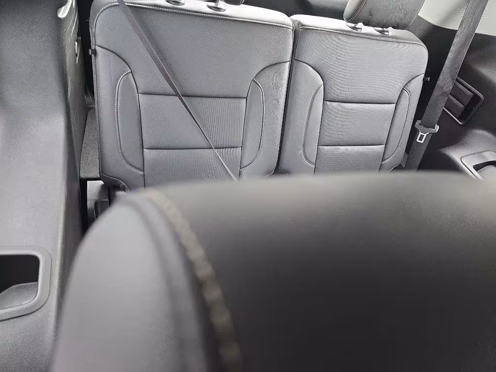 2023 GMC Acadia - 1GKKNUL46PZ210578 - Image #1