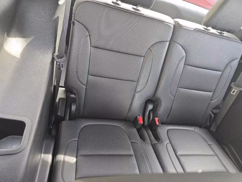 2023 GMC Acadia - 1GKKNUL46PZ210578 - Image #7