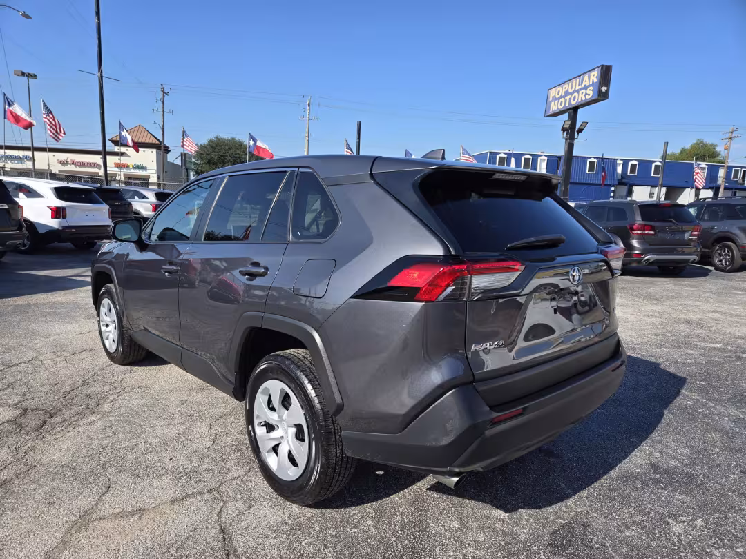 2023 Toyota RAV4 - 2T3H1RFV5PW275568 - Image #2