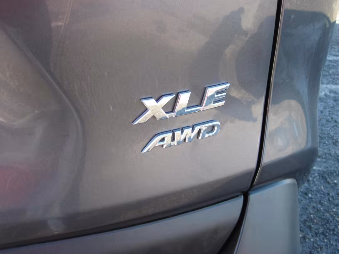 2023 Toyota RAV4 - 2T3P1RFV8PW374493 - Image #3