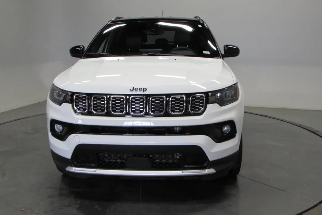 2024 Jeep Compass - 3C4NJDCN7RT173001 - Image #1