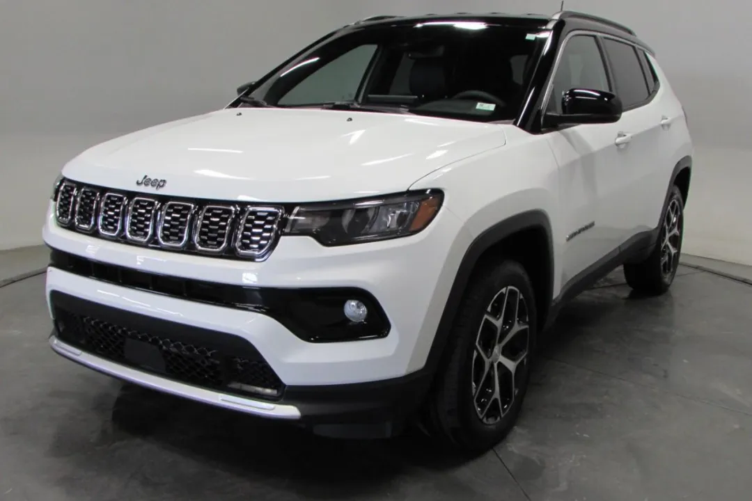 2024 Jeep Compass - 3C4NJDCN7RT173001 - Image #2