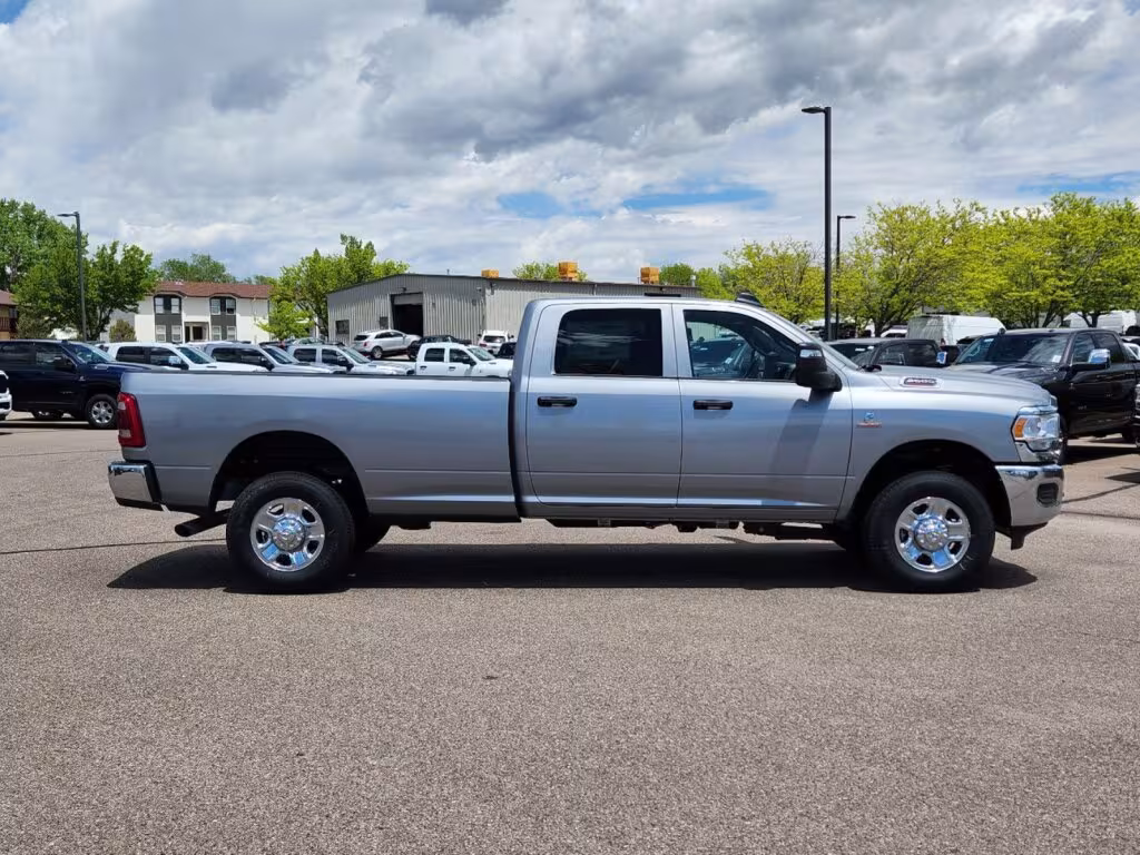 2024 Ram 2500 - 3C6UR5HL2RG292818 - Image #1
