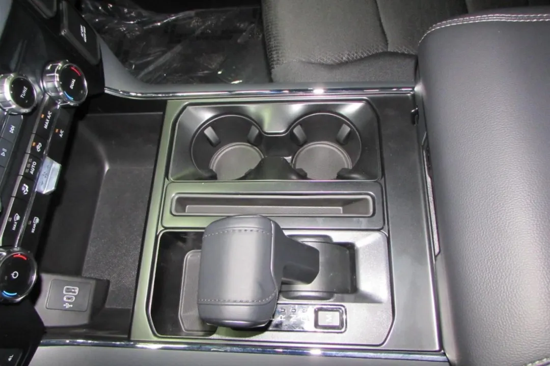 2025 Ford F-150 - 1FTFW3L5XSKD93367 - Image #23