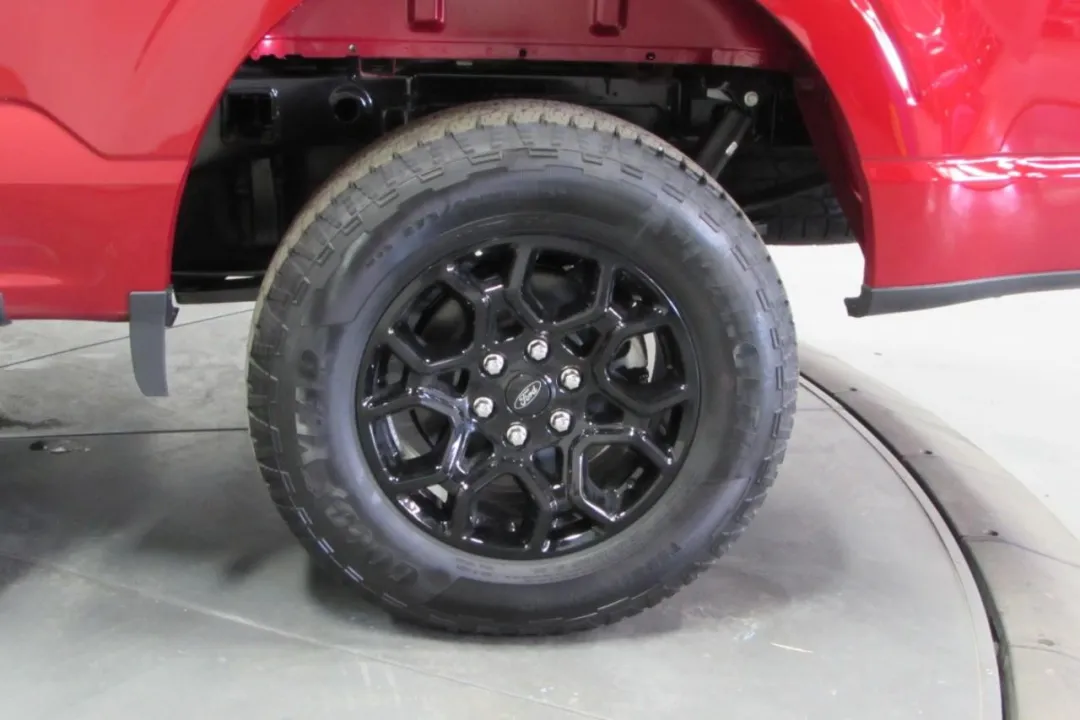2025 Ford F-150 - 1FTFW3L5XSKD93367 - Image #9
