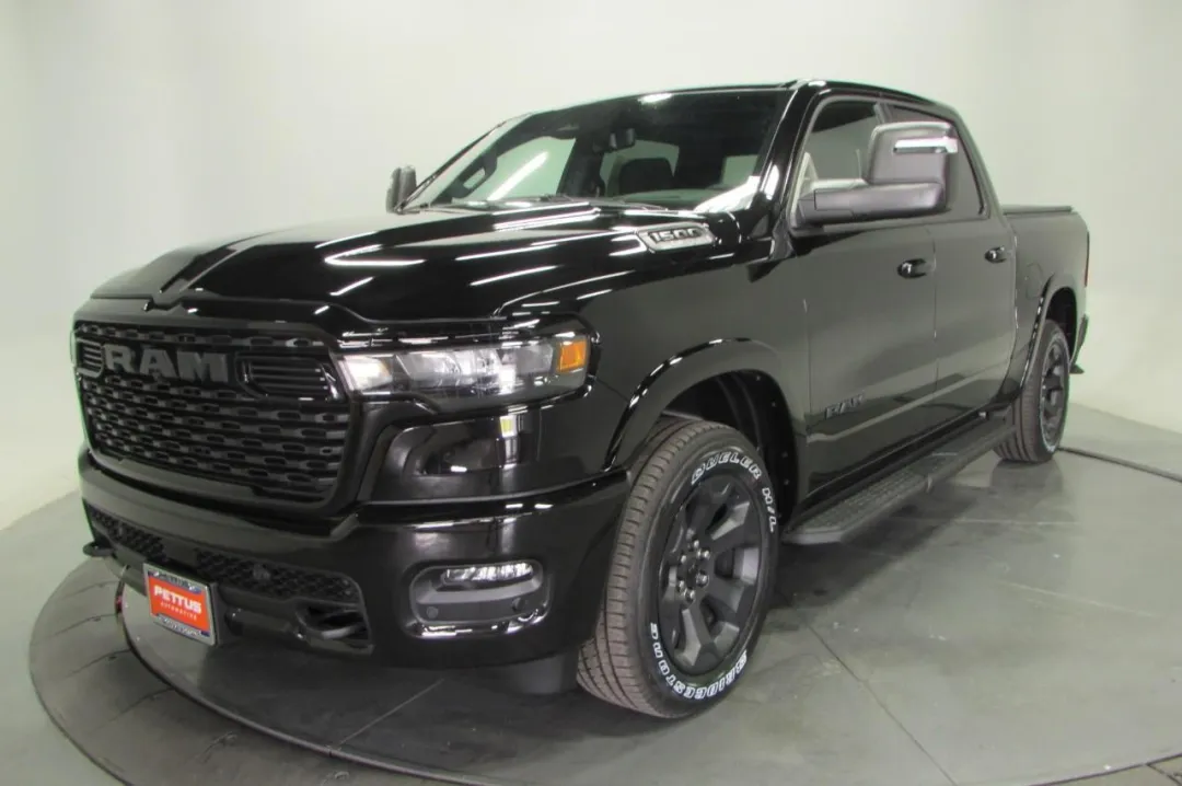 2025 Ram 1500 - 1C6SRFFP5SN564892 - Image #2